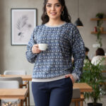 بلوز اسپورت مجلسی یقه گرد آستین سرخود سایز بزرگ