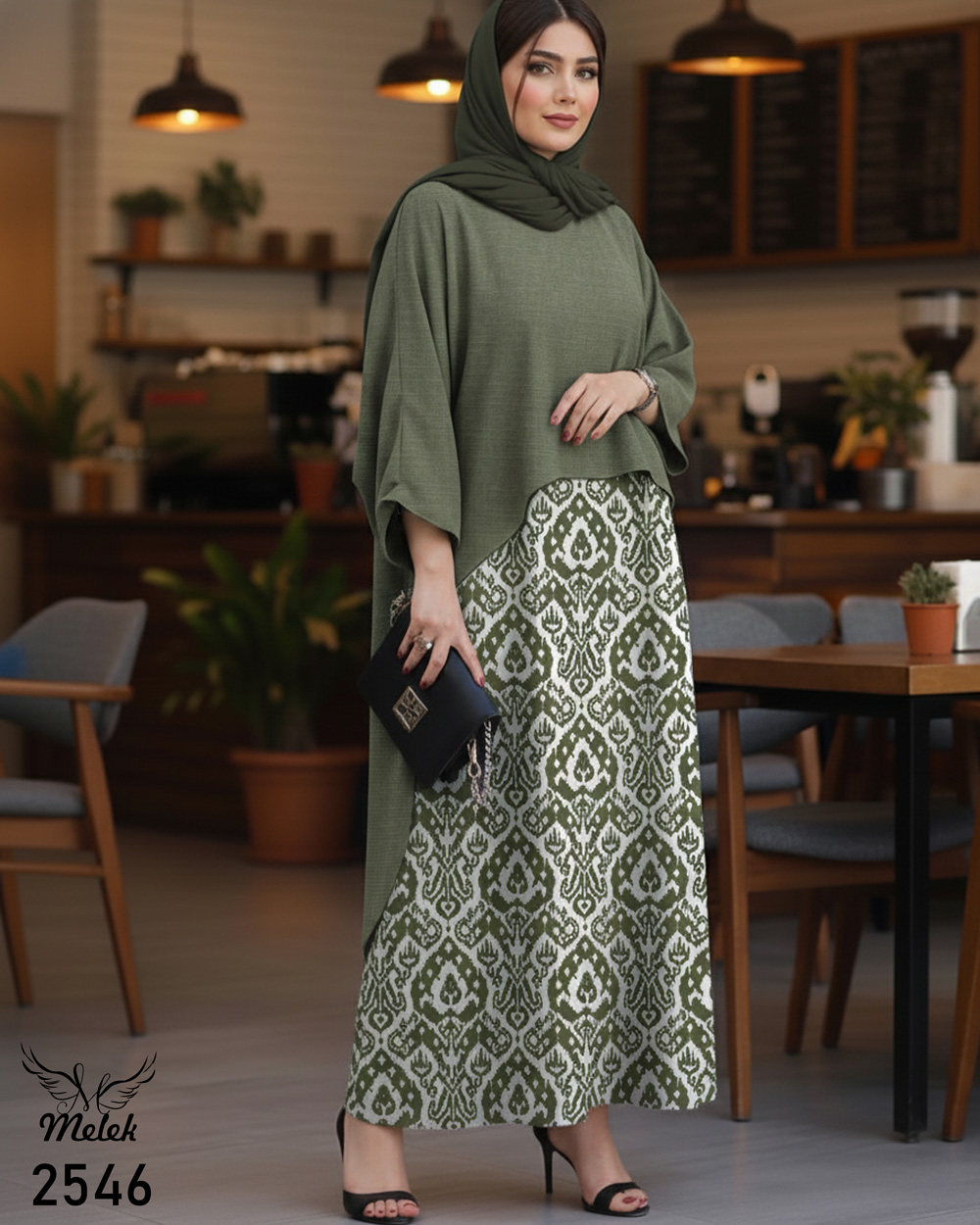 ست دوتکه سارافون و مانتو پانچ دنباله دار مجلسی سایز بزرگ