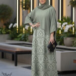 ست دوتکه سارافون و مانتو پانچ دنباله دار مجلسی سایز بزرگ